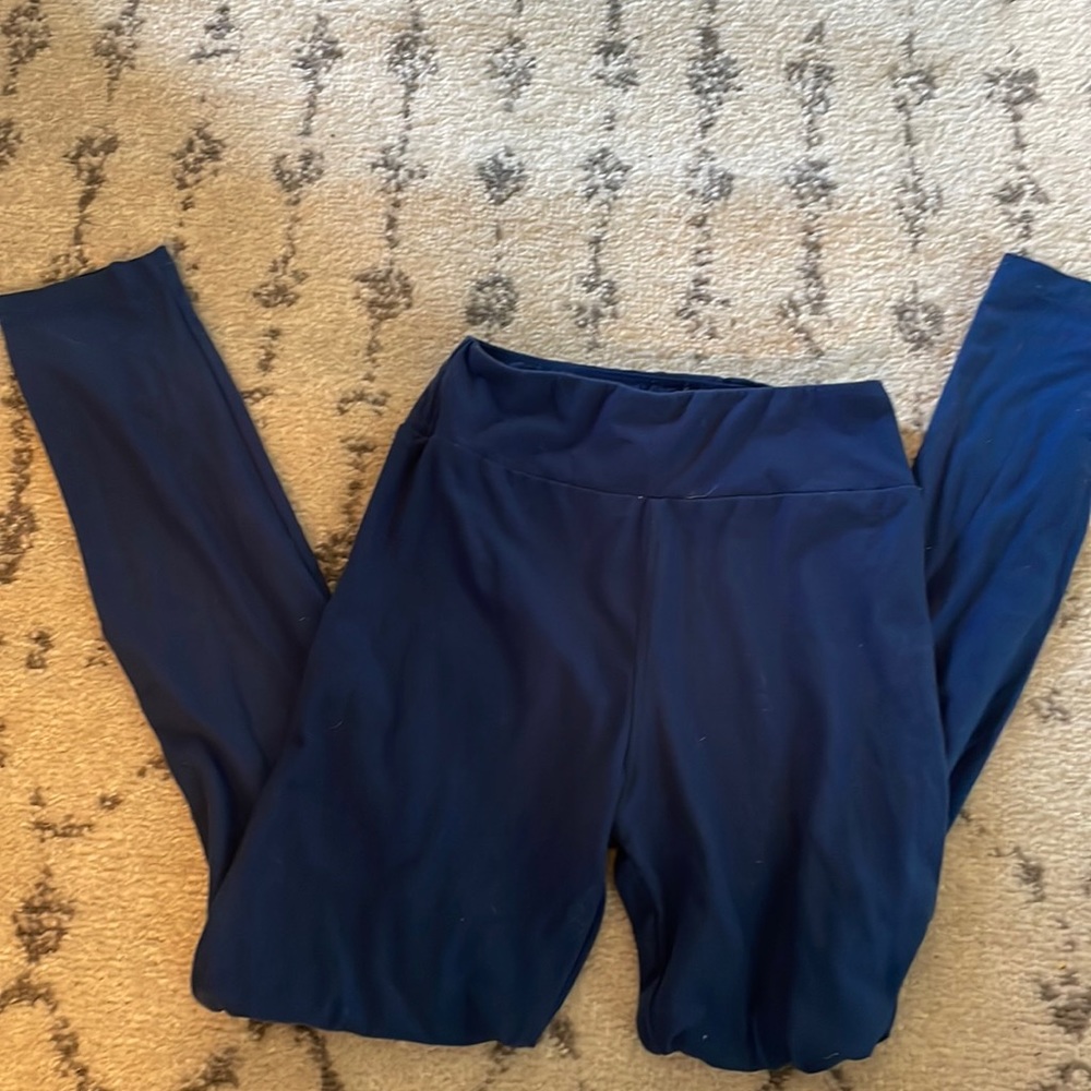 Almost brand new Tween Luluroe leggings
